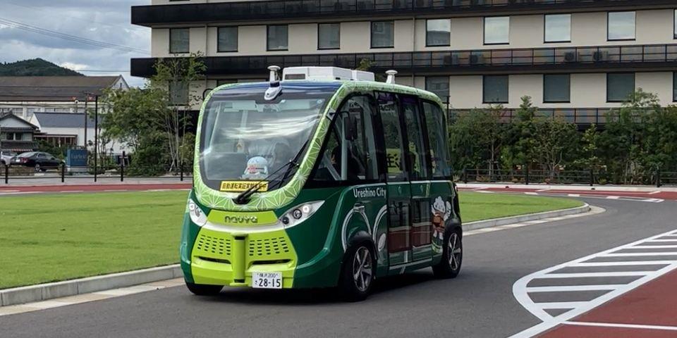 autonomous driving EV bus “ARMA”