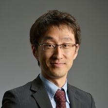 センター長 政本 憲蔵