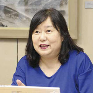 山下 純子氏