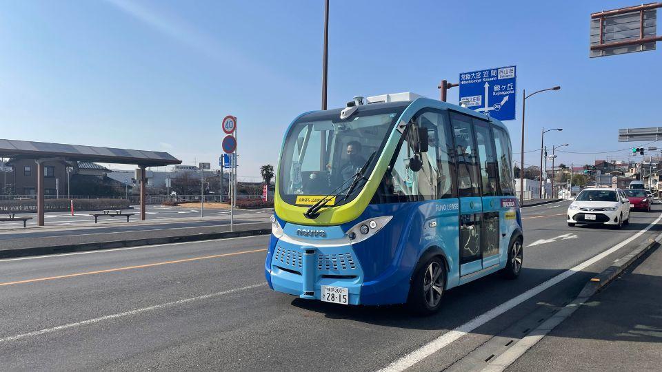 自動運転EVバス