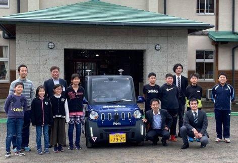 子どもたちと集合写真