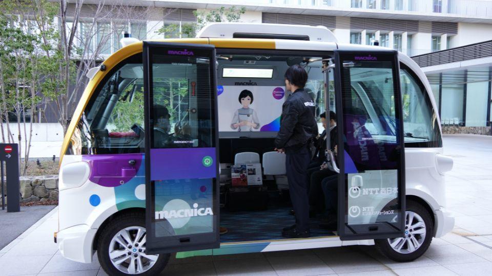 自動運転EVバス