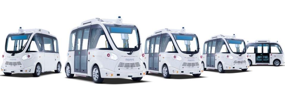 5台のNAVYA自動運転シャトルバス「EVO」