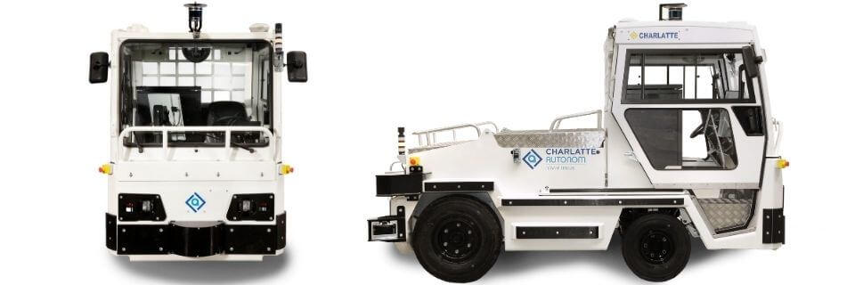 Front and side autonomous driving towing tractor AT135