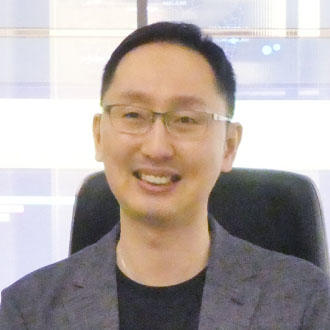 半澤 幸一 氏
