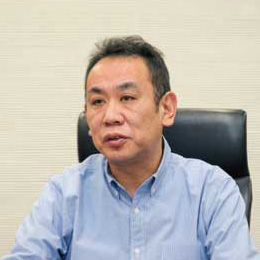 小島 真一氏