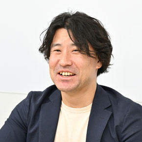 竹内 健二 氏