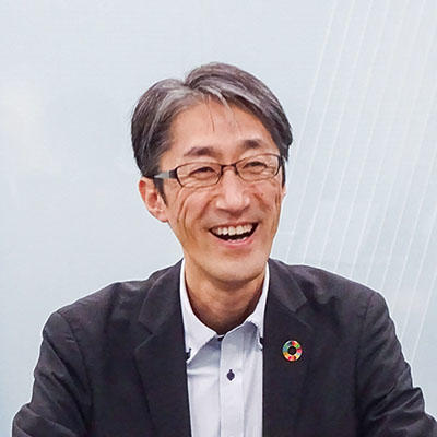井上 正 氏