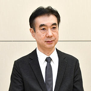 梅田 健太郎氏