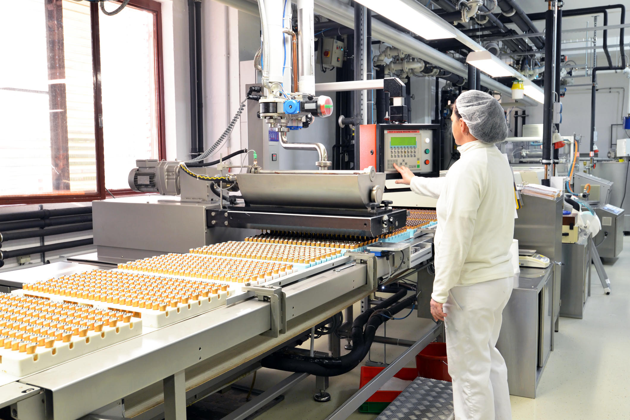 製造ラインの検査員