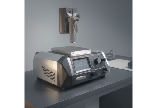 温度計や重量計、流量計、気圧計といった高精度計測器にはAD4190ファミリーが最適なADコンバーターです。