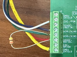 ロードセルに外付け抵抗を設置（実際の写真）