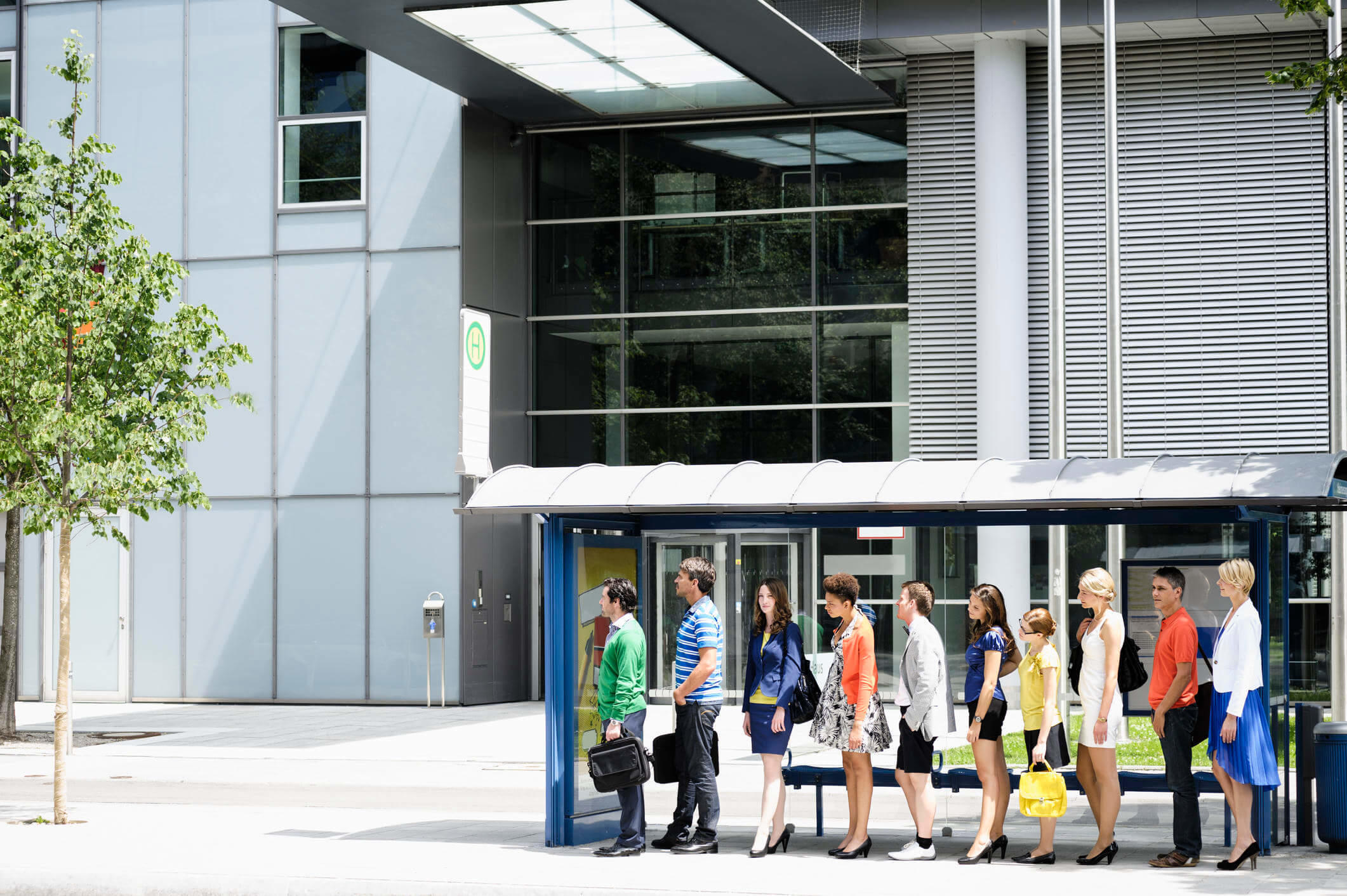 微細な動きを検知、タクシー待ちのお客様を把握