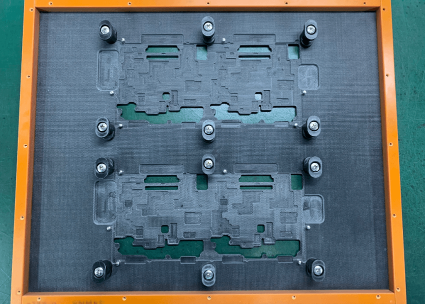 DIPパレット、DIPキャリア、フローパレットと呼ばれる樹脂板