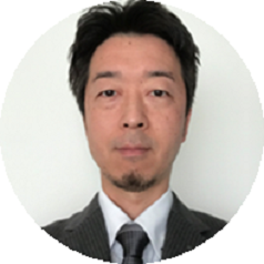 講師