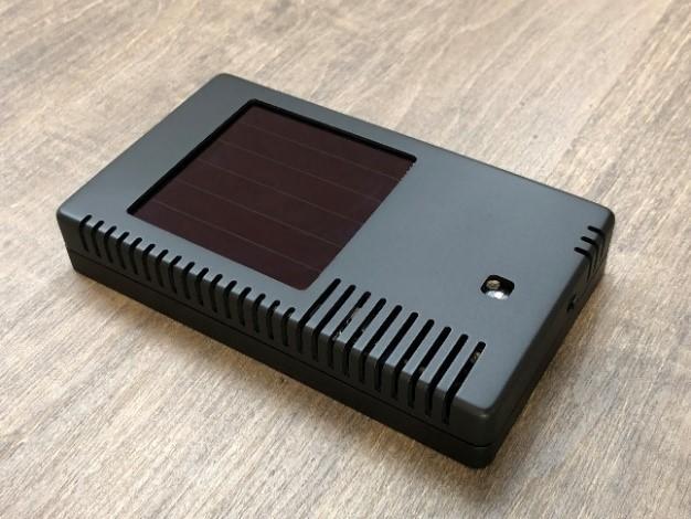 マクニカ、バッテリーレスを目指し、次世代型太陽電池（ペロブスカイト